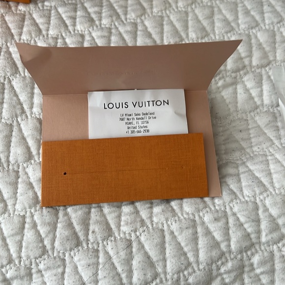 Louis Vuitton Card Holder, Fuchsia - Picture 6 of 6